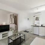 Alexander 4*