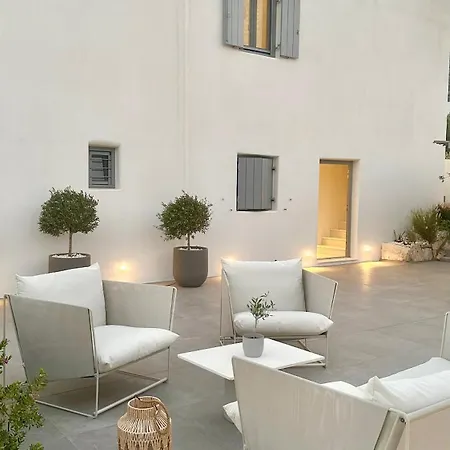 Hotel apartamentowy Alexander