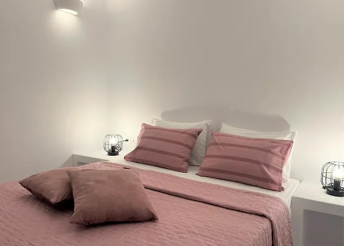 Alexander Apartahotel 4*