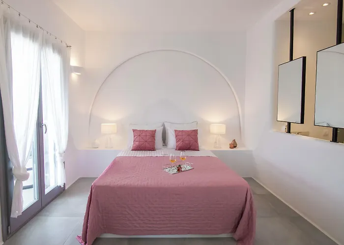 Alexander Apartahotel 4*